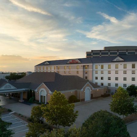 Hilton Garden Inn Las Colinas Irving Bagian luar foto