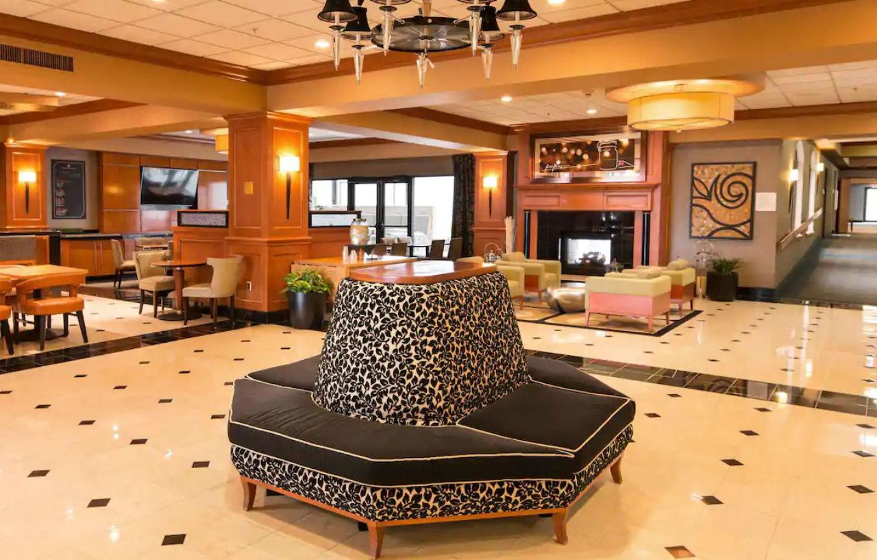 Hilton Garden Inn Las Colinas Irving Bagian luar foto