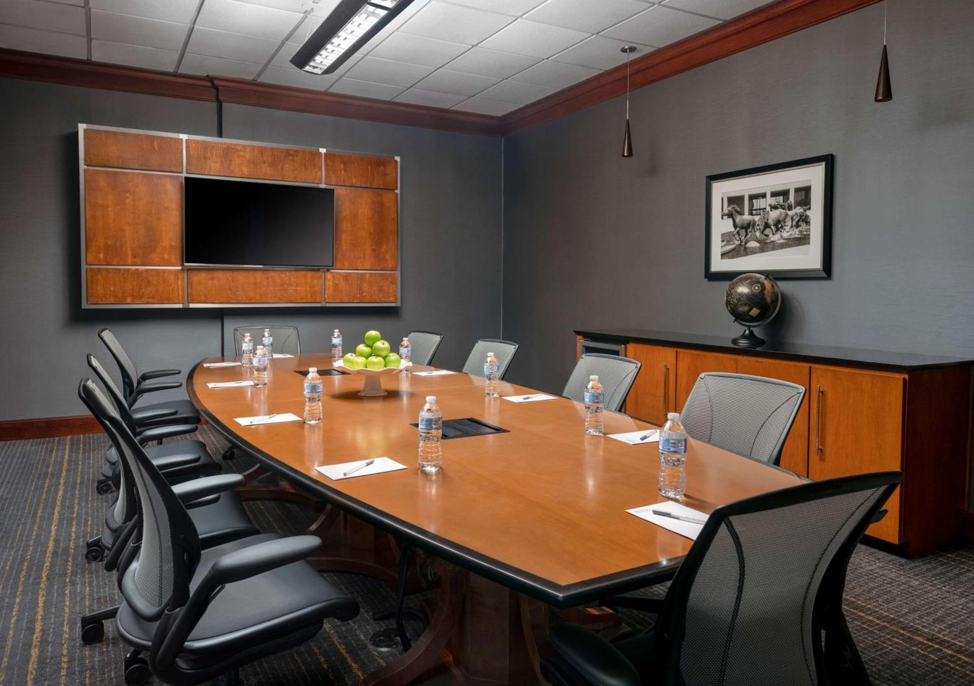 Hilton Garden Inn Las Colinas Irving Bagian luar foto