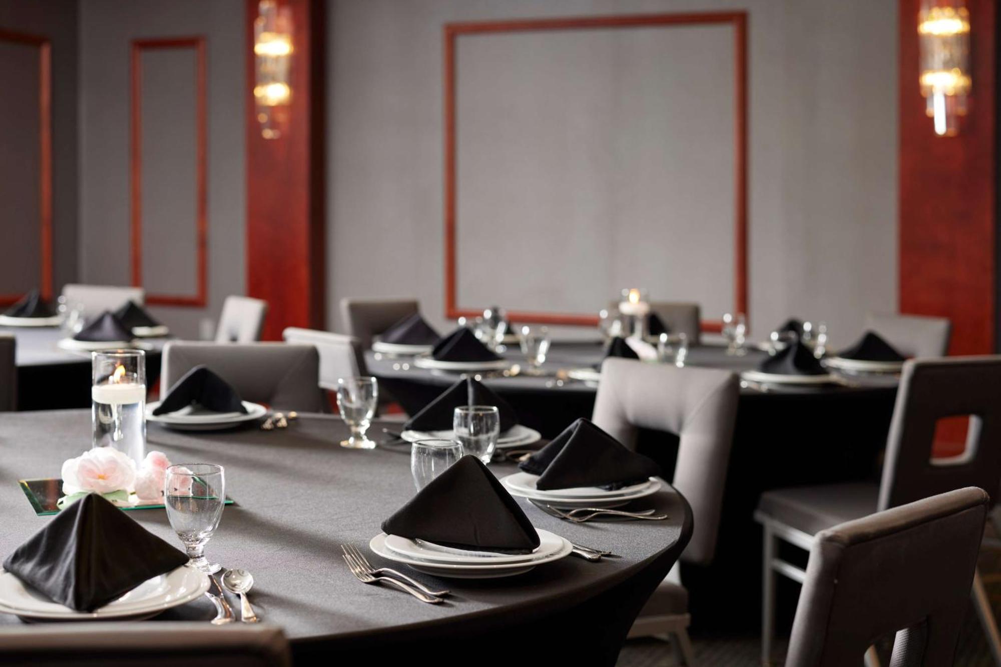 Hilton Garden Inn Las Colinas Irving Bagian luar foto