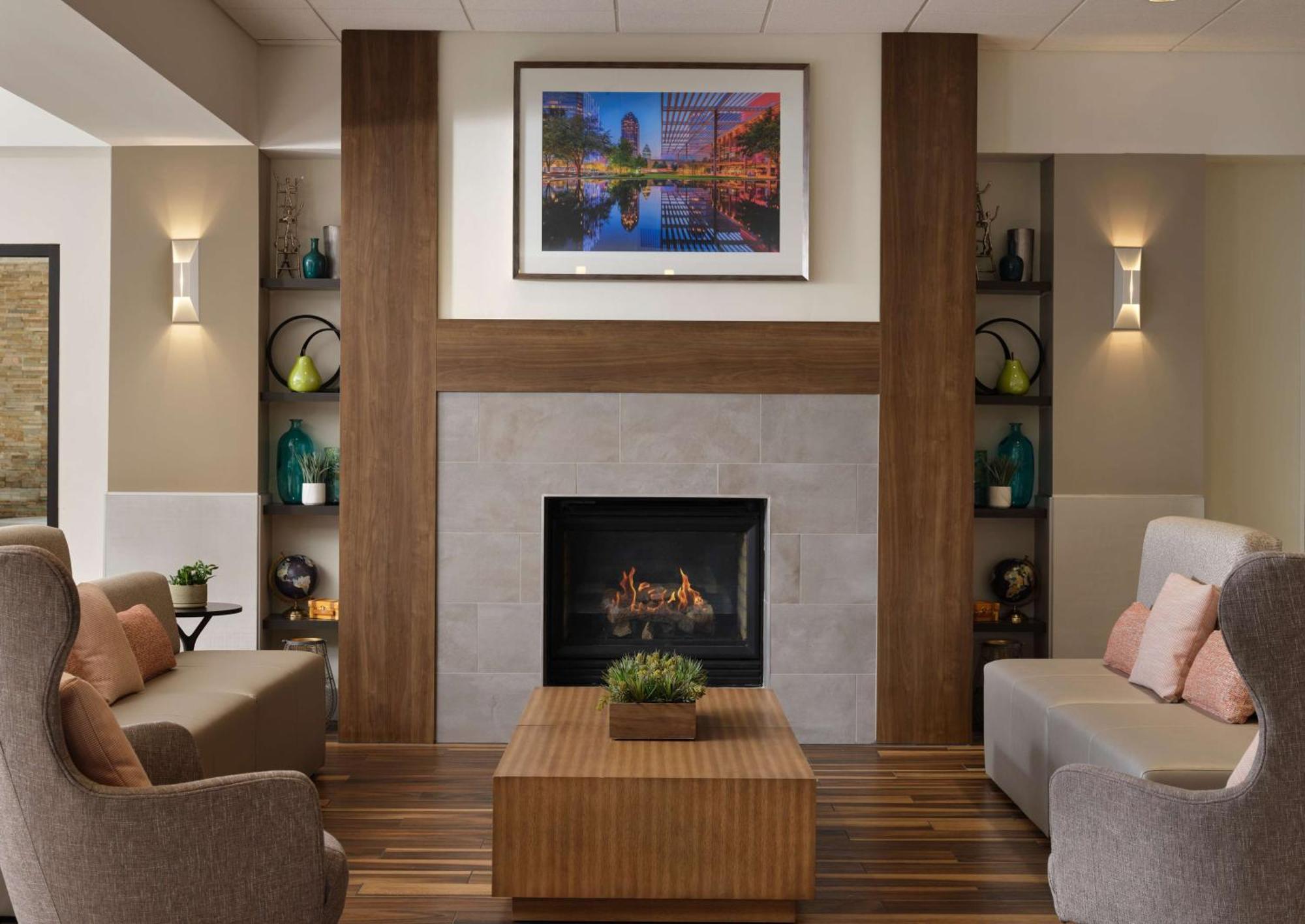 Hilton Garden Inn Las Colinas Irving Bagian luar foto